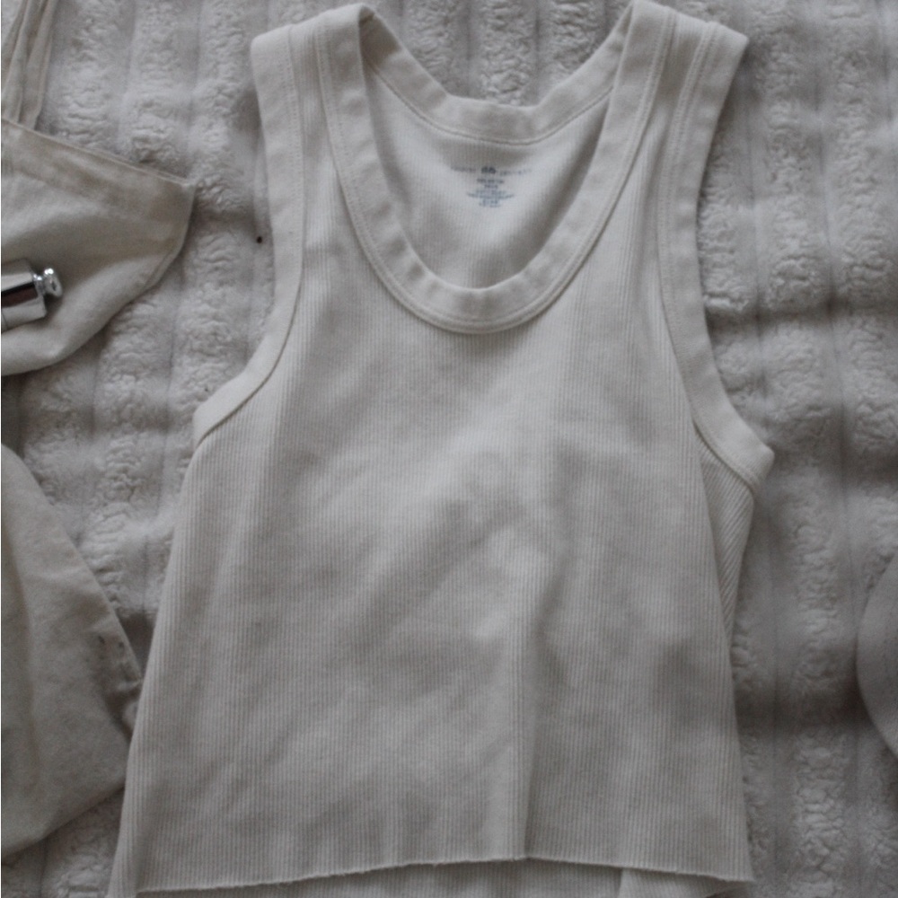 Brandy Melville Tank top
